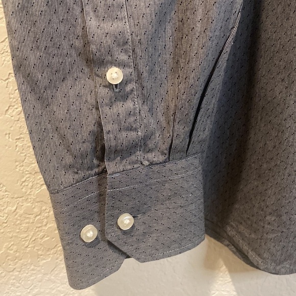 Oscar de la Renta Men’s Button Down Dress Shirt - Picture 4 of 8